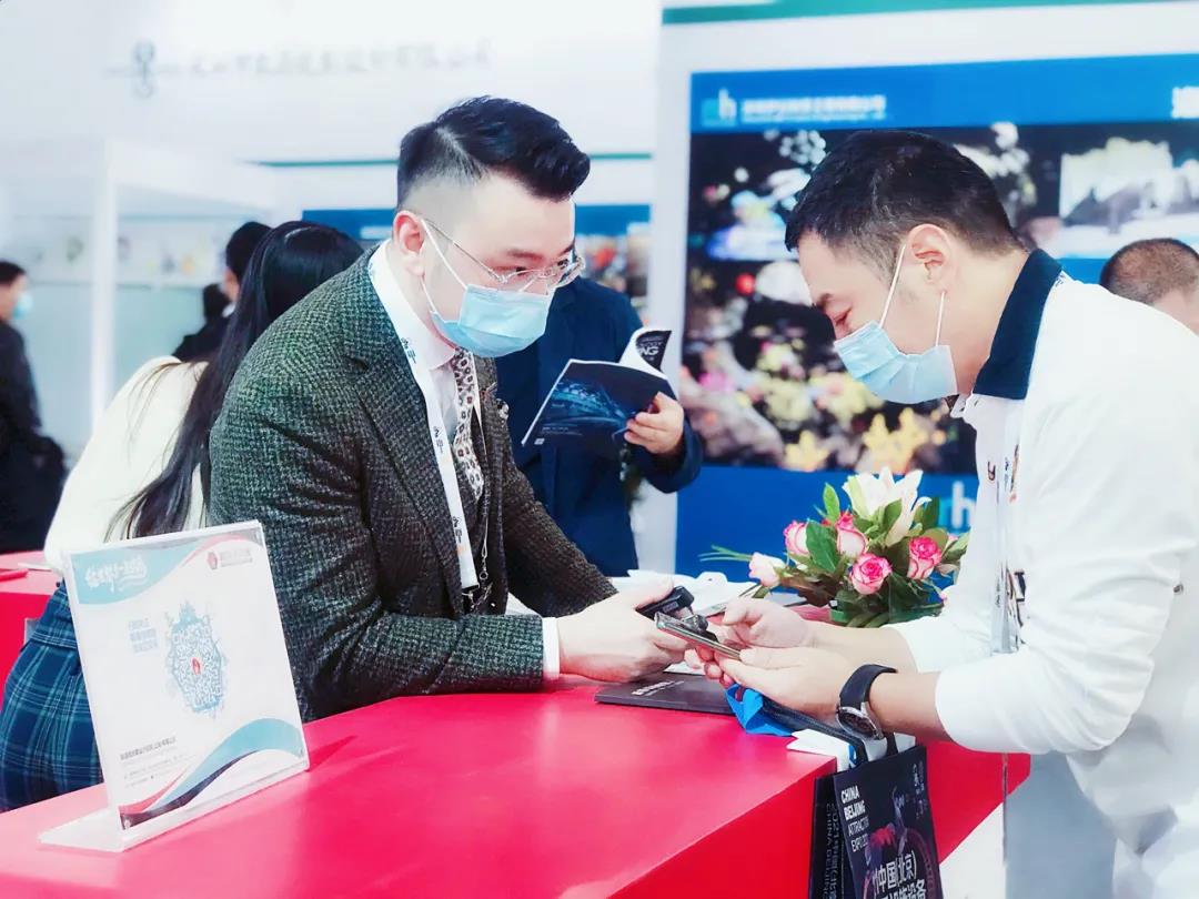 161899553456715862B8.jpg 227.jpg